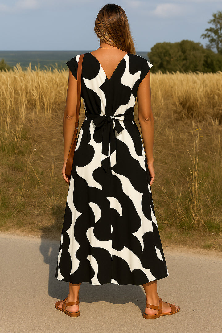 Lena | Damen V-Ausschnitt Kleid | Modernes Design