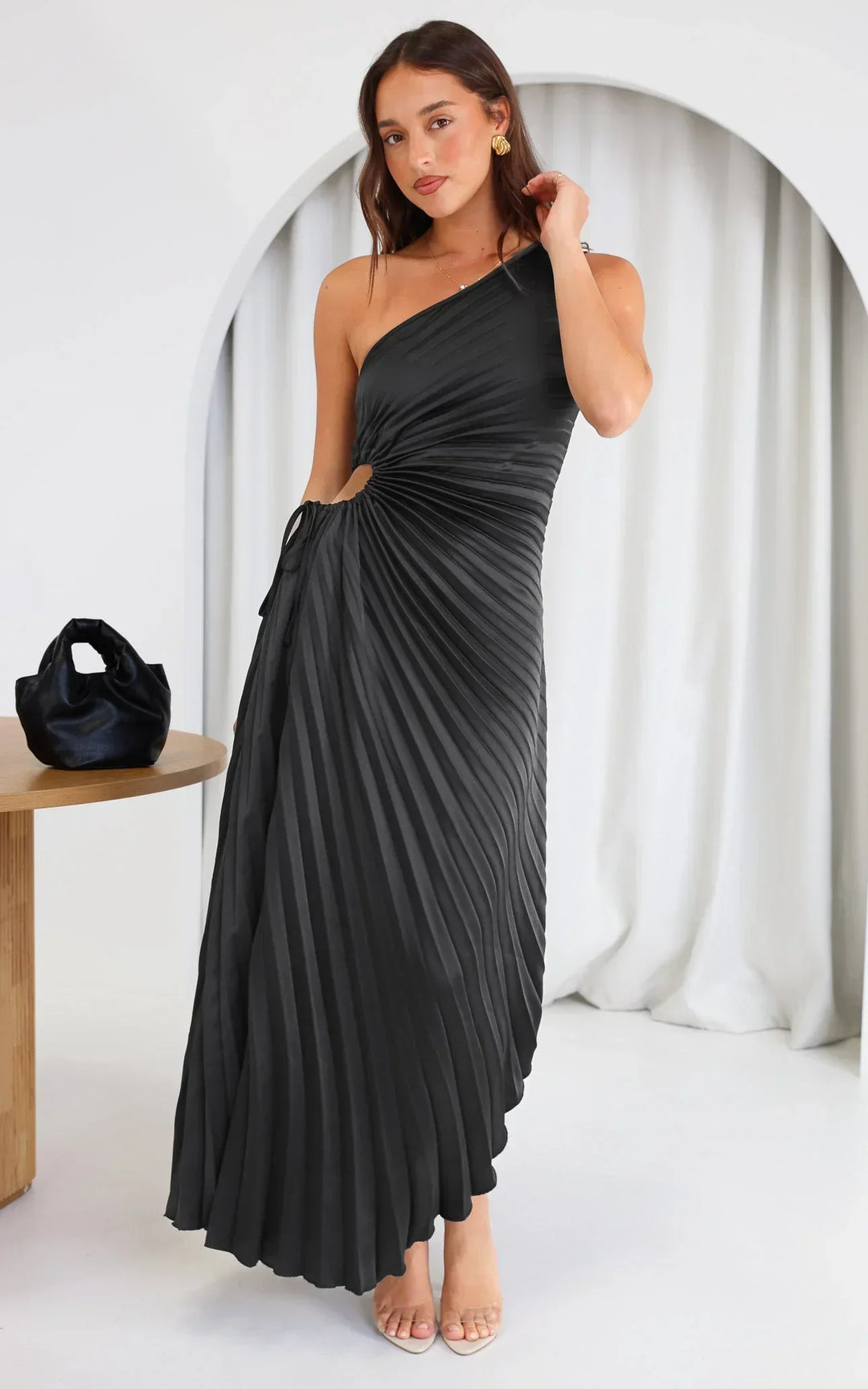 Zarita | Damen Asymmetrisches Midikleid | Falteneleganz