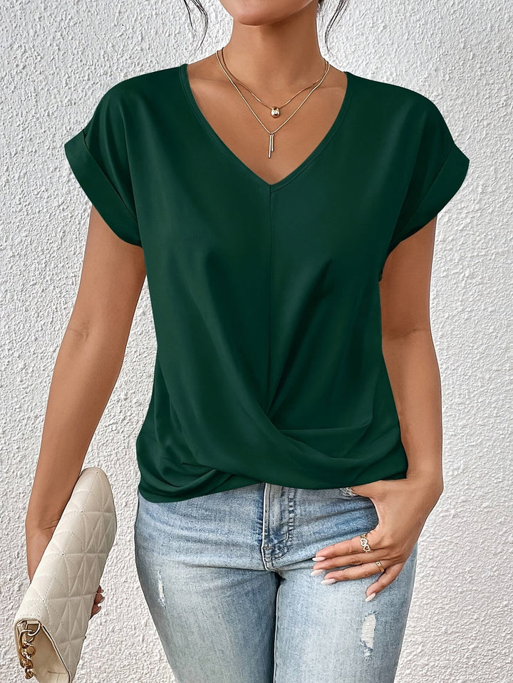 Helina | Damen Verspieltes T-Shirt | Herzdetail Elegant