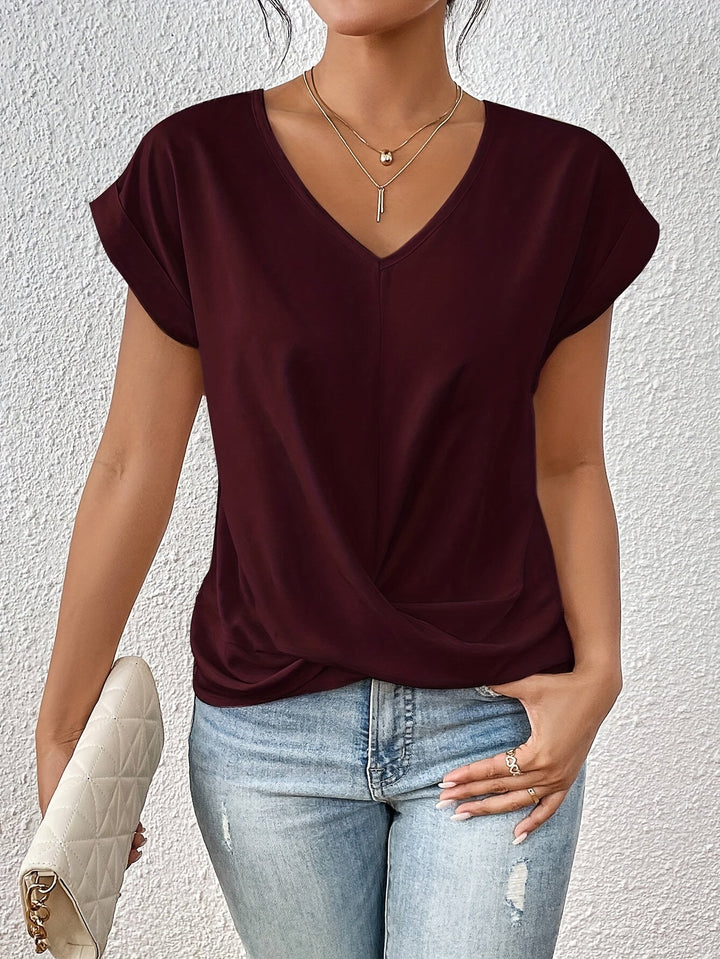 Helina | Damen Verspieltes T-Shirt | Herzdetail Elegant