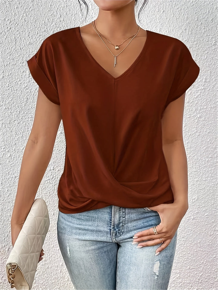 Helina | Damen Verspieltes T-Shirt | Herzdetail Elegant